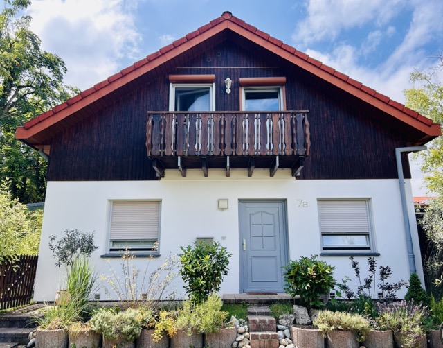 gut geschnittenes Einfamilienhaus in schöner Lage